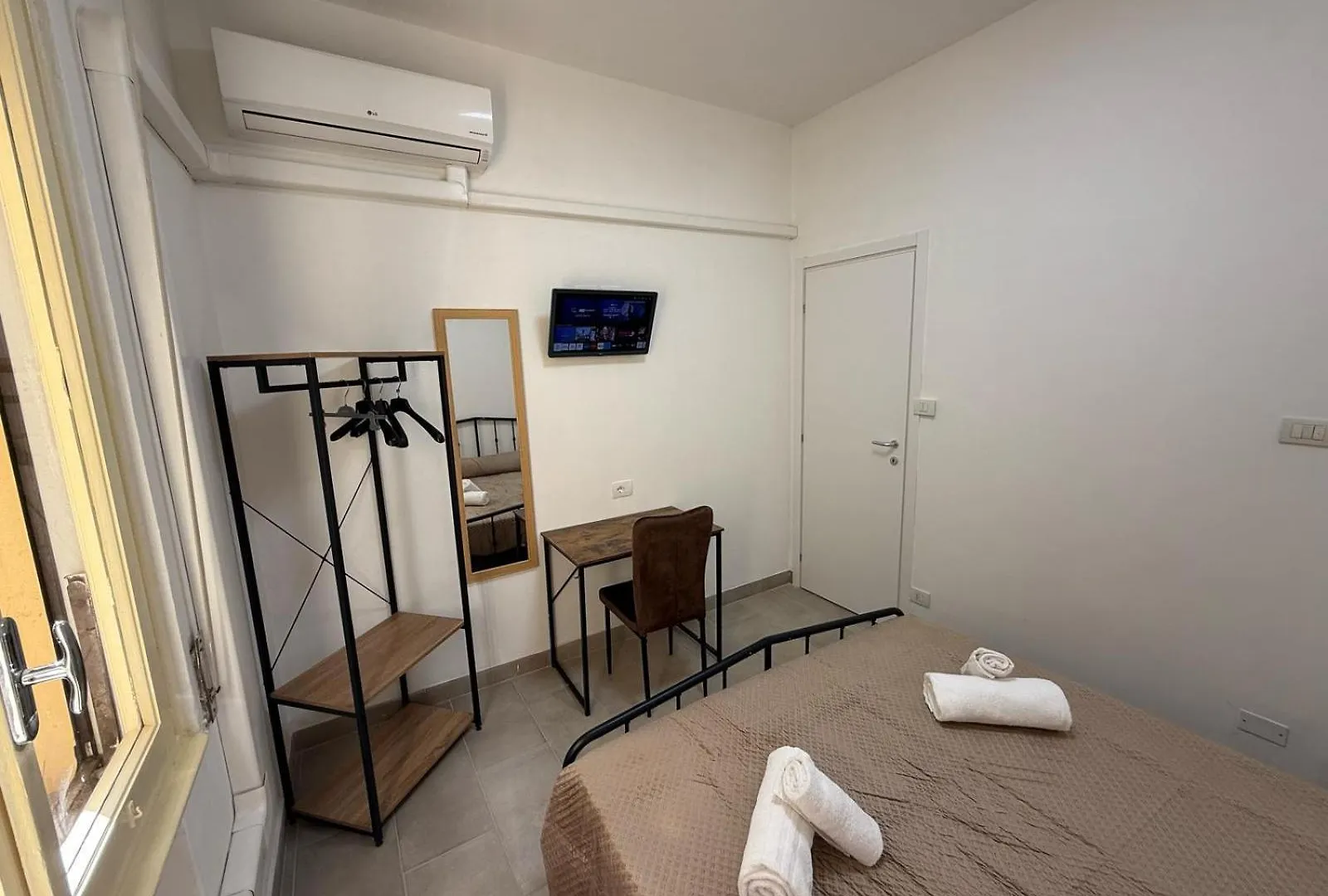 Best Bnb Ponte Vecchio Florence 0*,  Italy